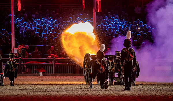 kings-troop-firing-guns-display-london-horse-show